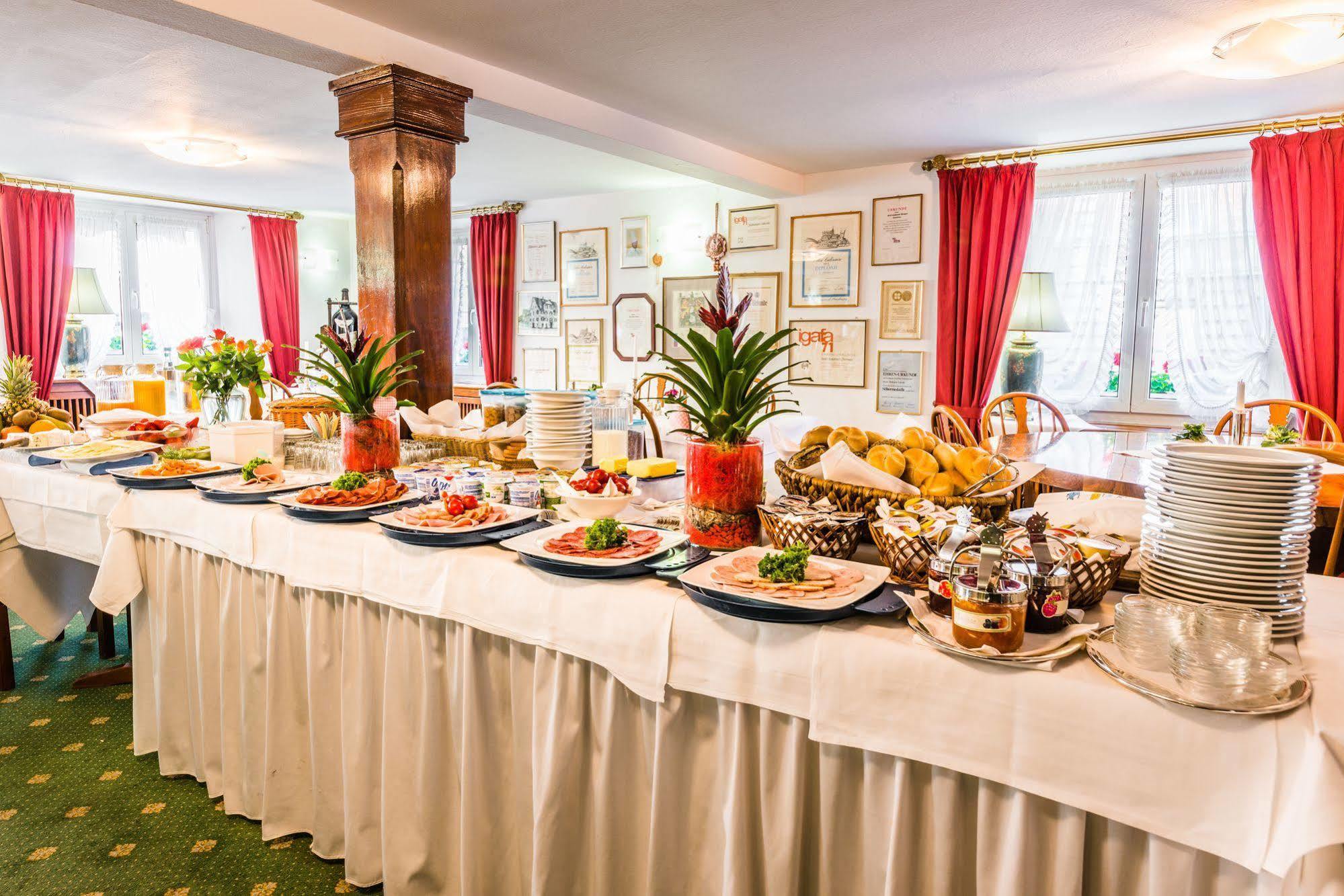 Hotel Goldener Sternen Κωνσταντία Εξωτερικό φωτογραφία