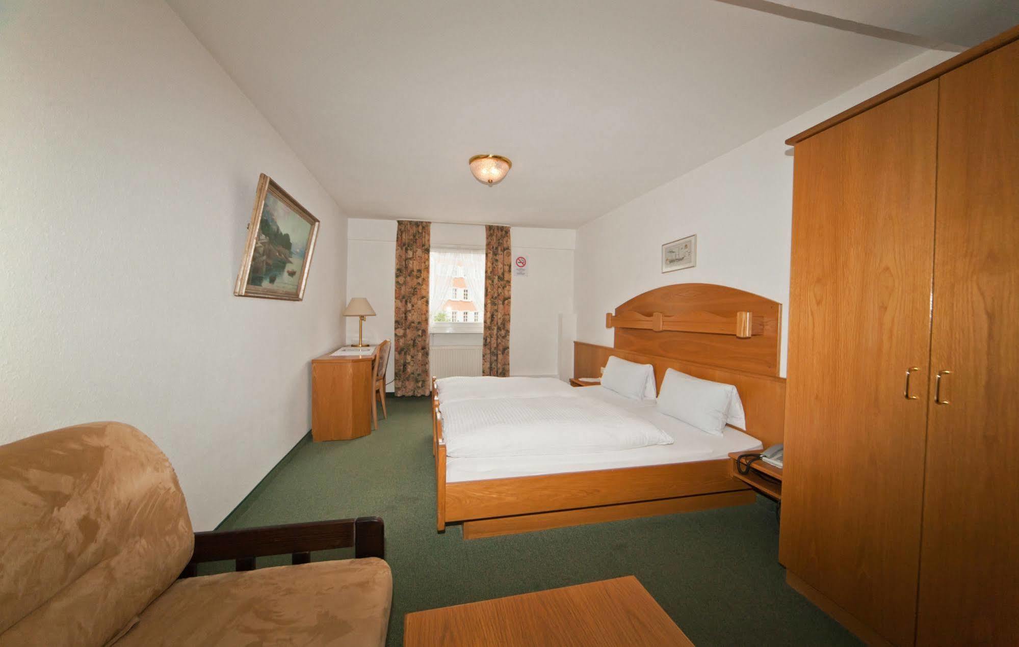 Hotel Goldener Sternen Κωνσταντία Εξωτερικό φωτογραφία